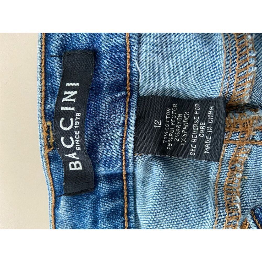 Baccini Women's Size 12 Blue Straight Jeans Stud Detail Raw Hem - Picture 3 of 4